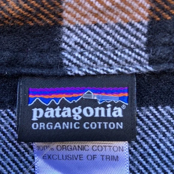 Patagonia Organic Flannel - Picture 9 of 12